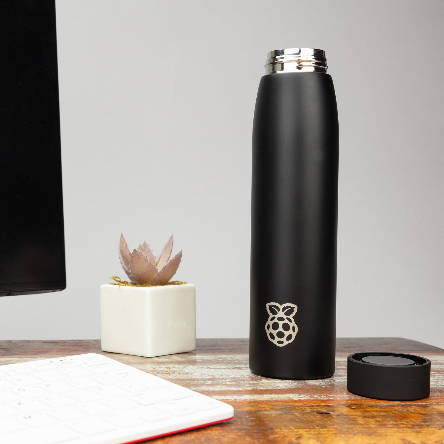 Raspberry Pi Laser Engraved Drinks Bottle - Pimoroni